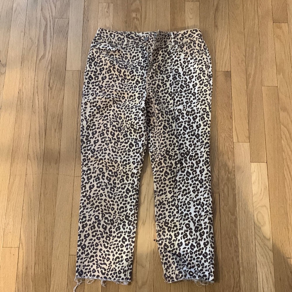 Lovers + Friends size 30 cheetah print jeans